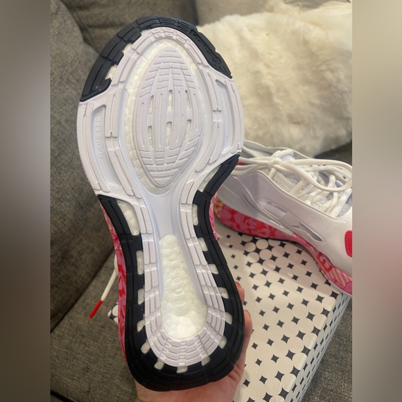 Stella McCartney adidas Ultra Boost 22 - Picture 8 of 11